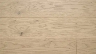 Видео: Паркетная доска Polarwood Ясень Сатурн масло трехполосный