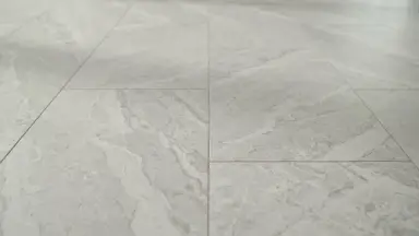 Видео: Виниловый пол SPC EstaFloor коллекция Granada 4.5/43 Мрамор Эстремадура (Marble Extremadura)