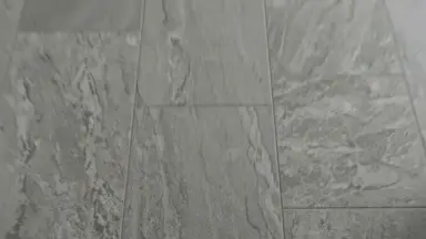 Видео: Кварцвиниловая плитка Invictus коллекция Maximus Click Tile 92 Groovy Granite Steel