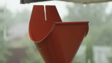 Видео: Выход из желоба Aquasystem Rooftop Drain PU 150/100 мм