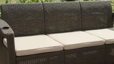 Видео: Трёхместный диван  Yalta Sofa 3 Seat венге