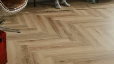 Видео: Виниловый пол Vinilam коллекция PARQUET Herringbone Классический Паркет IS11166