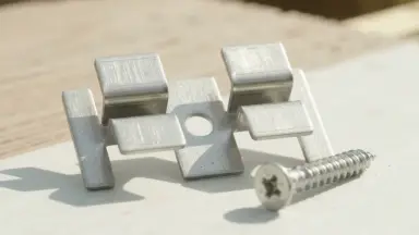 Видео: Клипса с саморезом, Grinder шовный монтаж 5 mm