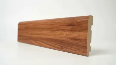 Видео: Плинтус Teckwood Испанский Орех