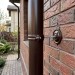 Комплект крепления трубы Aquasystem Rooftop Drain PU 150/100 мм RAL 8017 - коричневый шоколад