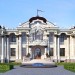 Проект узкого трёхэтажного дома с бассейном и площадью до 2100 кв.м