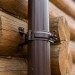 Водосток Aquasistem, система 125x90 - Декоративный хомут трубы под дерево с комплектом крепления RR 32 Тёмно-Коричнневый