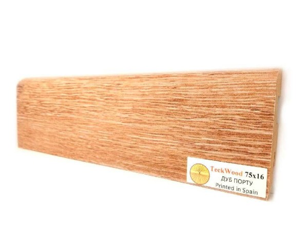 Плинтус Teckwood Дуб Порту