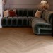 Кварцвиниловая плитка Invictus коллекция Maximus DryBack Herringbone 32 Divine Oak Cookie